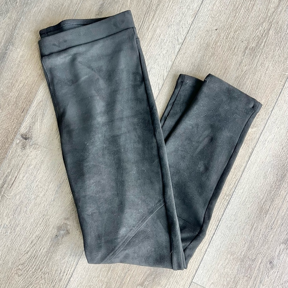 Karen Kane Black Faux Suede Leggings